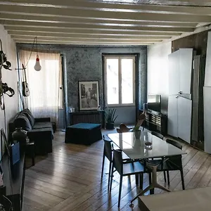 Flora Inn, Flora I - Nel Cuore Di Alta Hébergement de vacances Bergame
